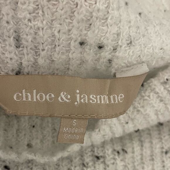 Chloe & Jasmine Long Poncho Sweater Cover Up - Picture 13 of 16
